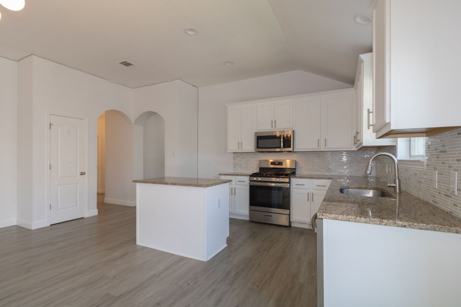 2005 Rachel Ln Round Rock Tx 78664 – photo 5