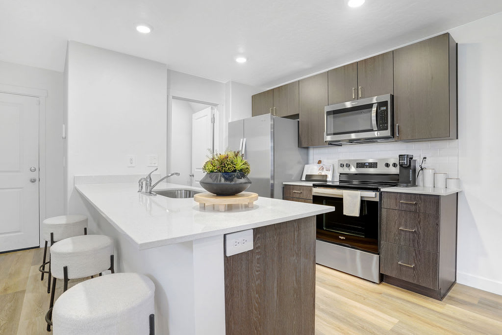 Little Valley Townhomes – photo 4