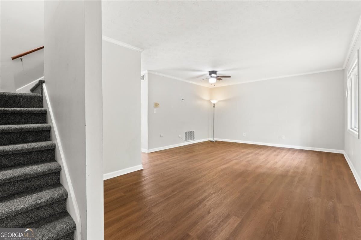 360 Winding River Drive – photo 2