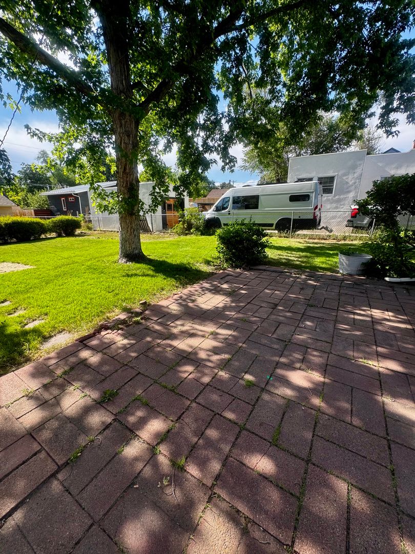 Charming Two Bedroom Home!! – photo 5