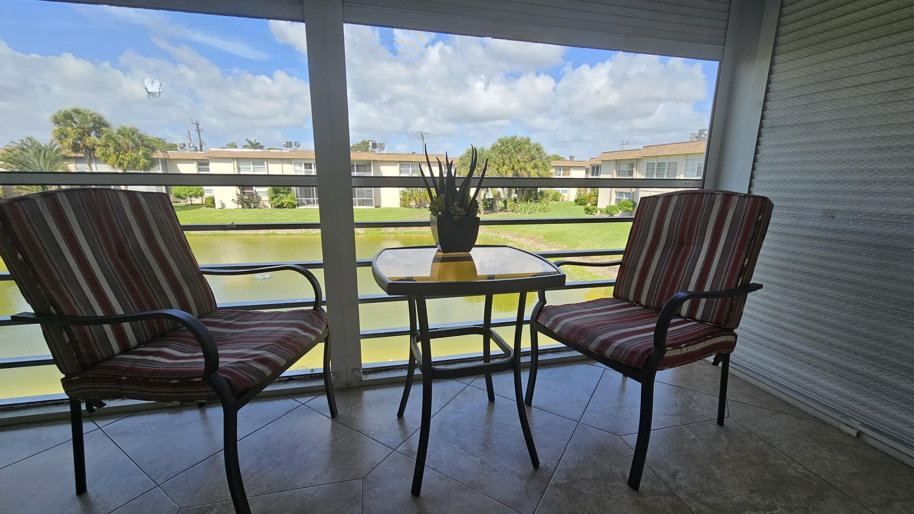 504 Davis Road – photo 4