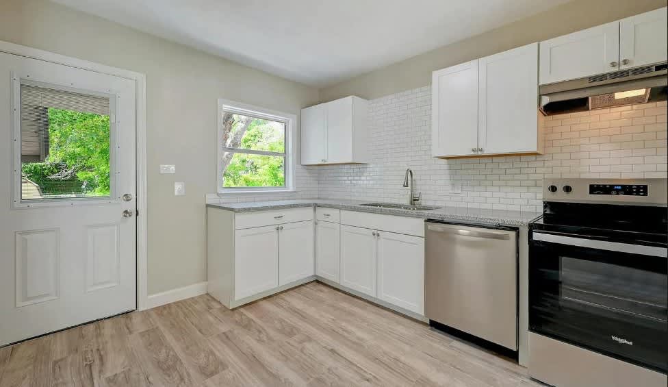 505 Wright Ave – photo 5