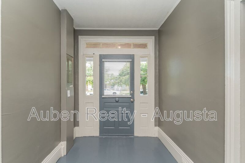 2024 Clark St – photo 3