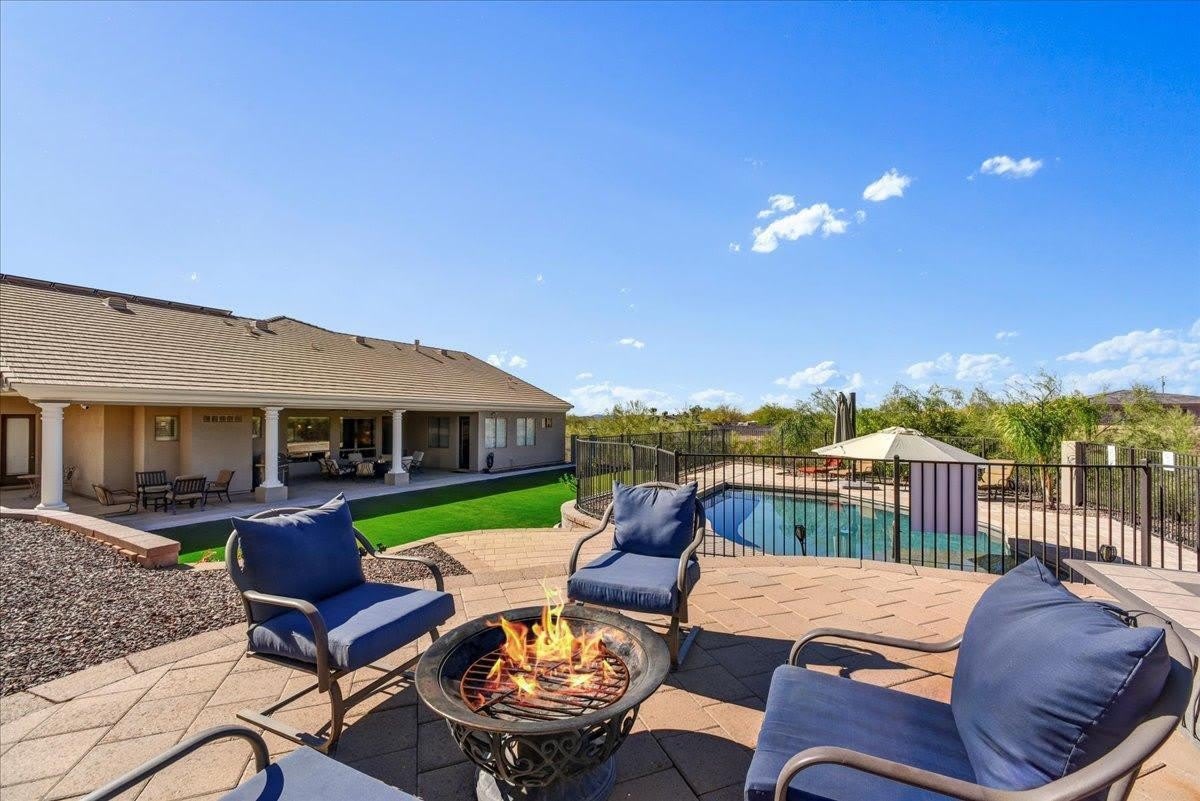 412 E Yearling Road – photo 2