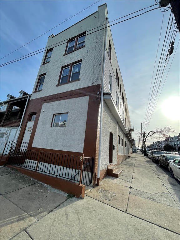408 W Washington Street – photo 2