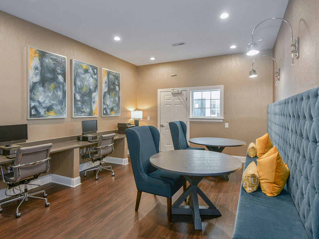 Avalon Peaks Apartments – photo 3