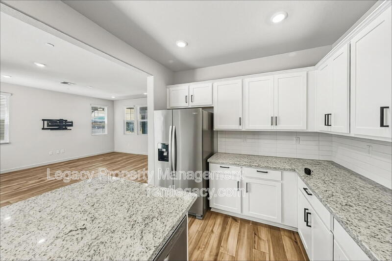 112 Seahorse Street – photo 3