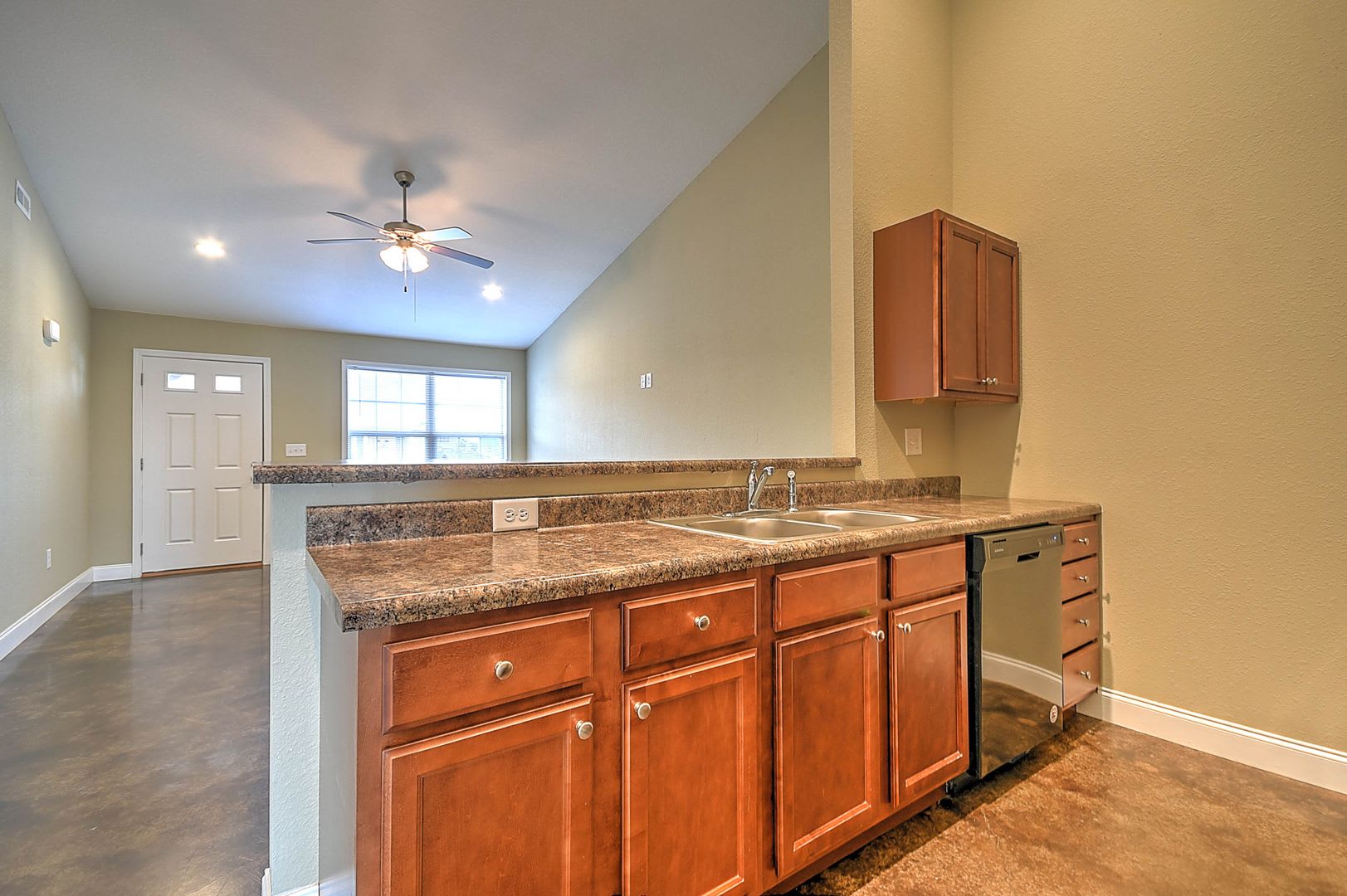31 Sutter Place – photo 4