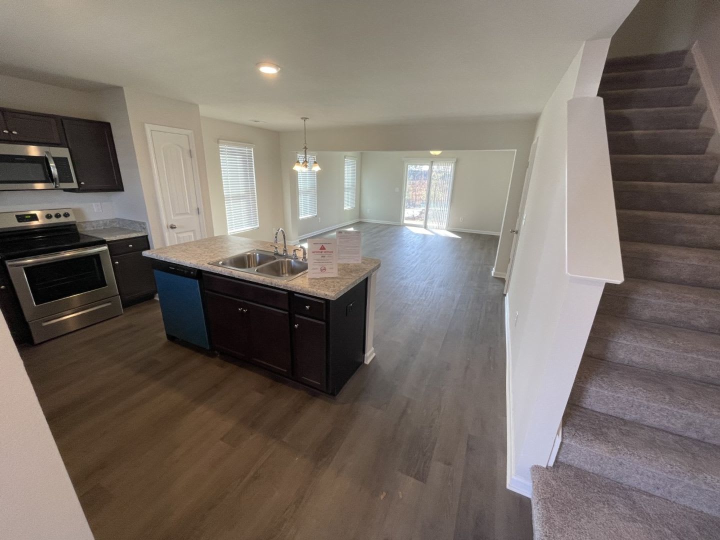 3 Bd 2.5 Ba Townhouse – photo 1