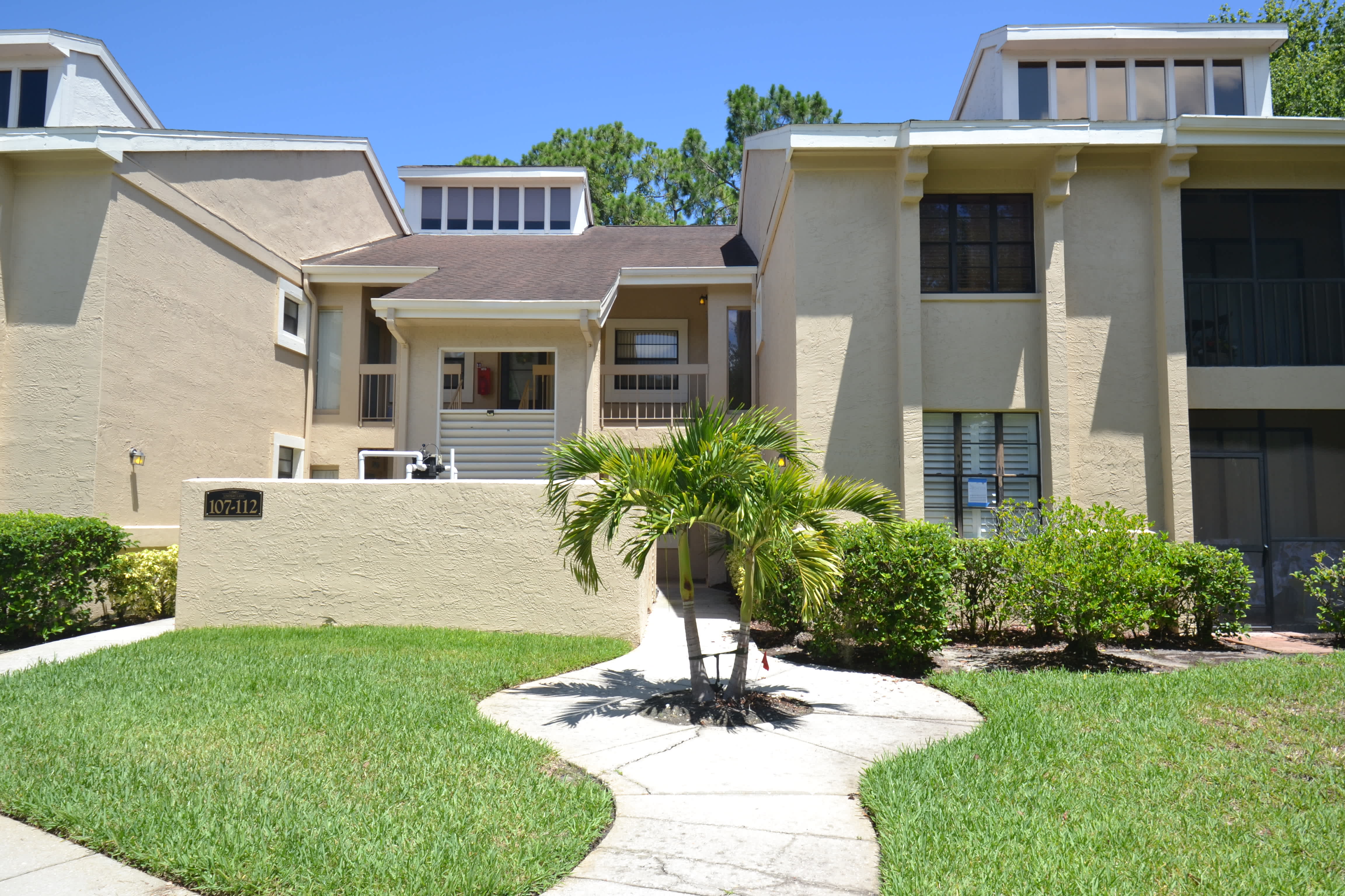 112 Lindsay Ln – photo 1