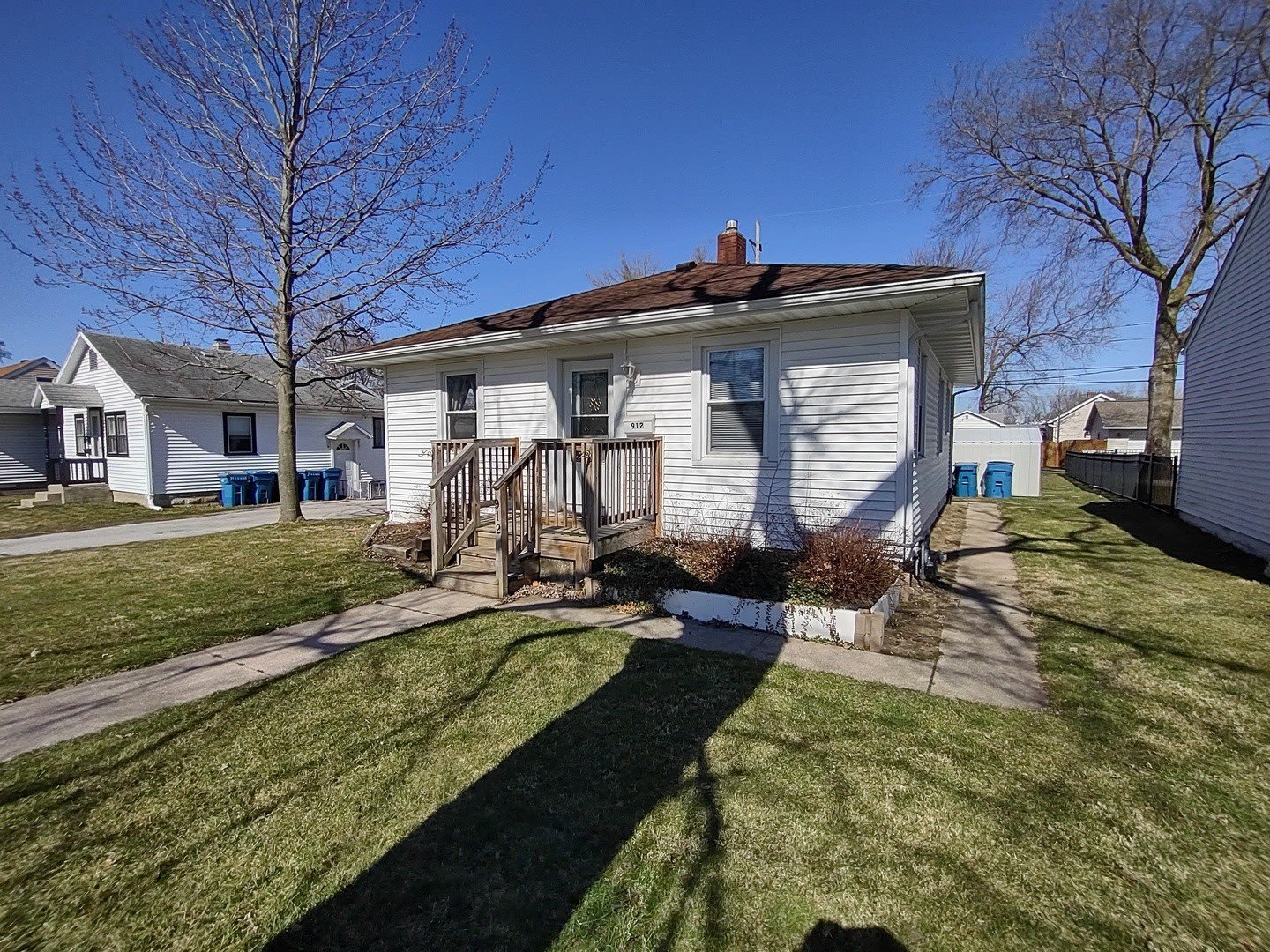 912 Douglas Street – photo 1