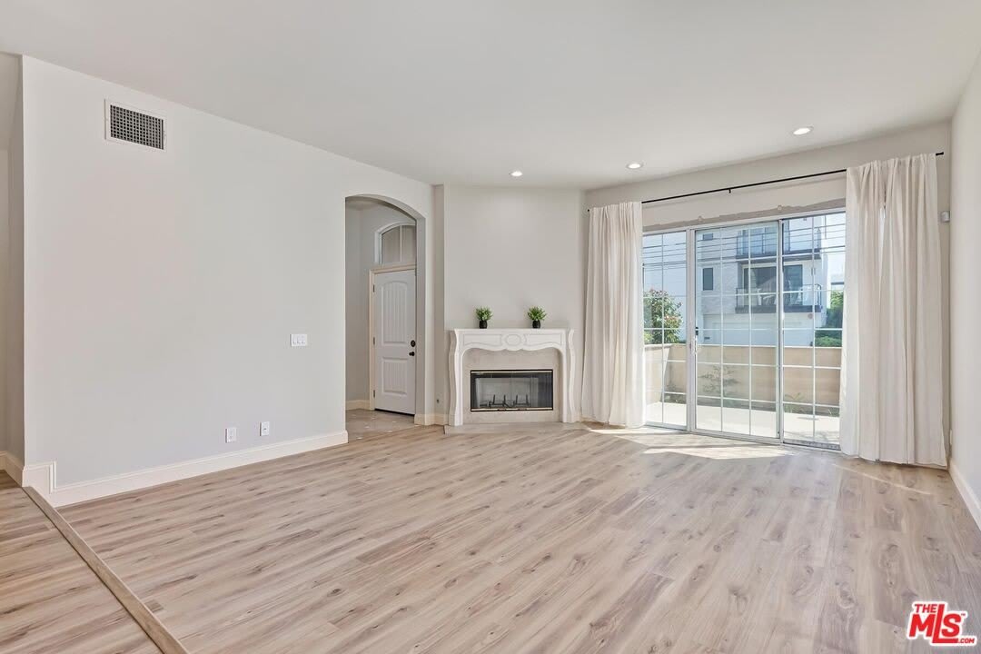 11603 Mississippi Ave – photo 4