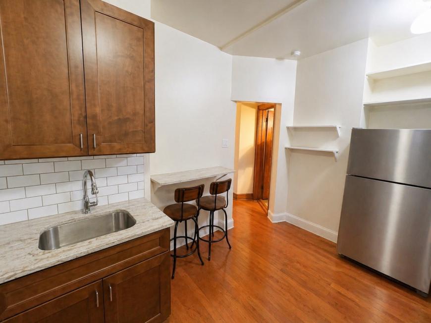 2502 North Kedzie Blvd. – photo 4