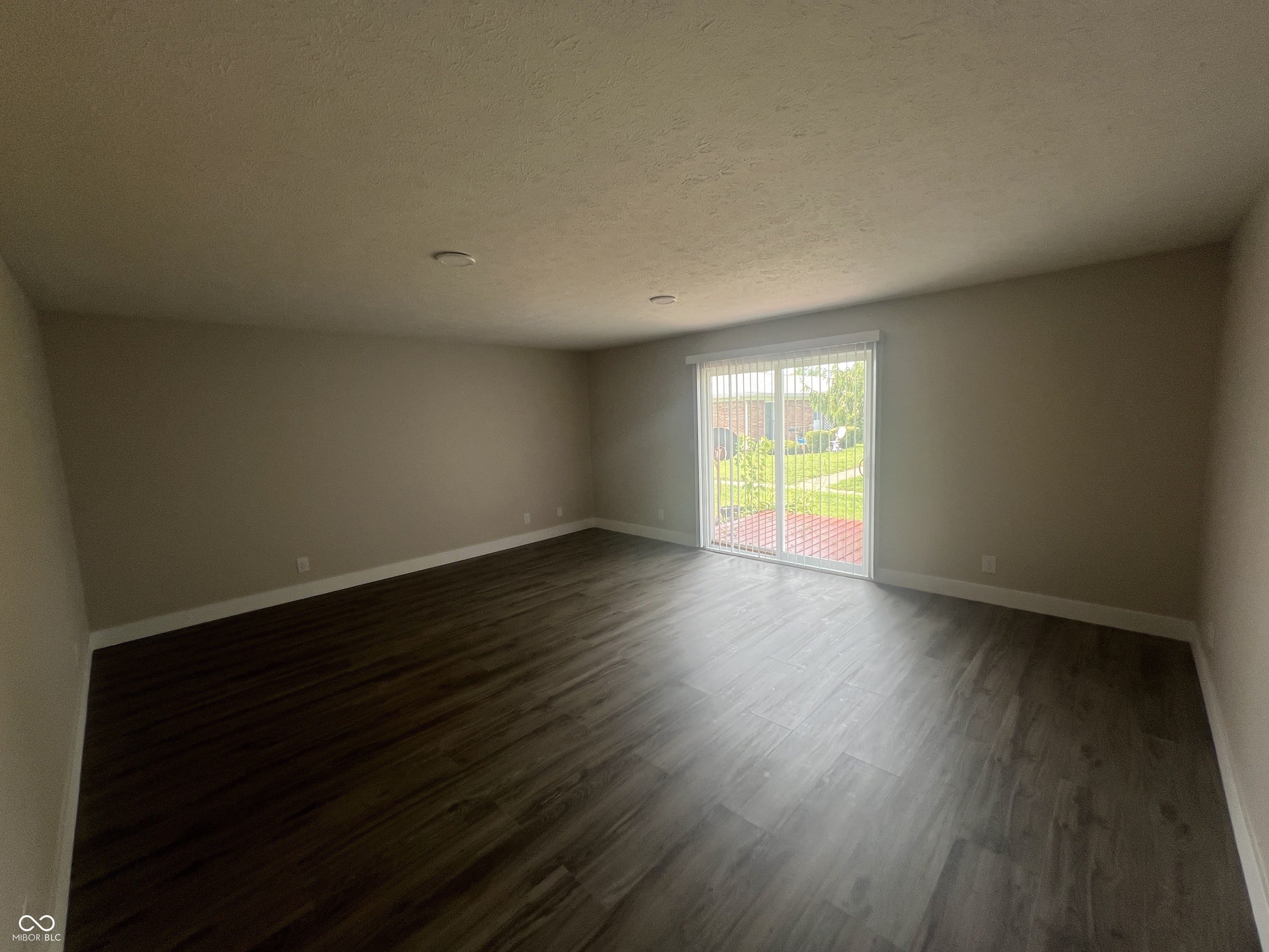 939 W Mckay Road – photo 3