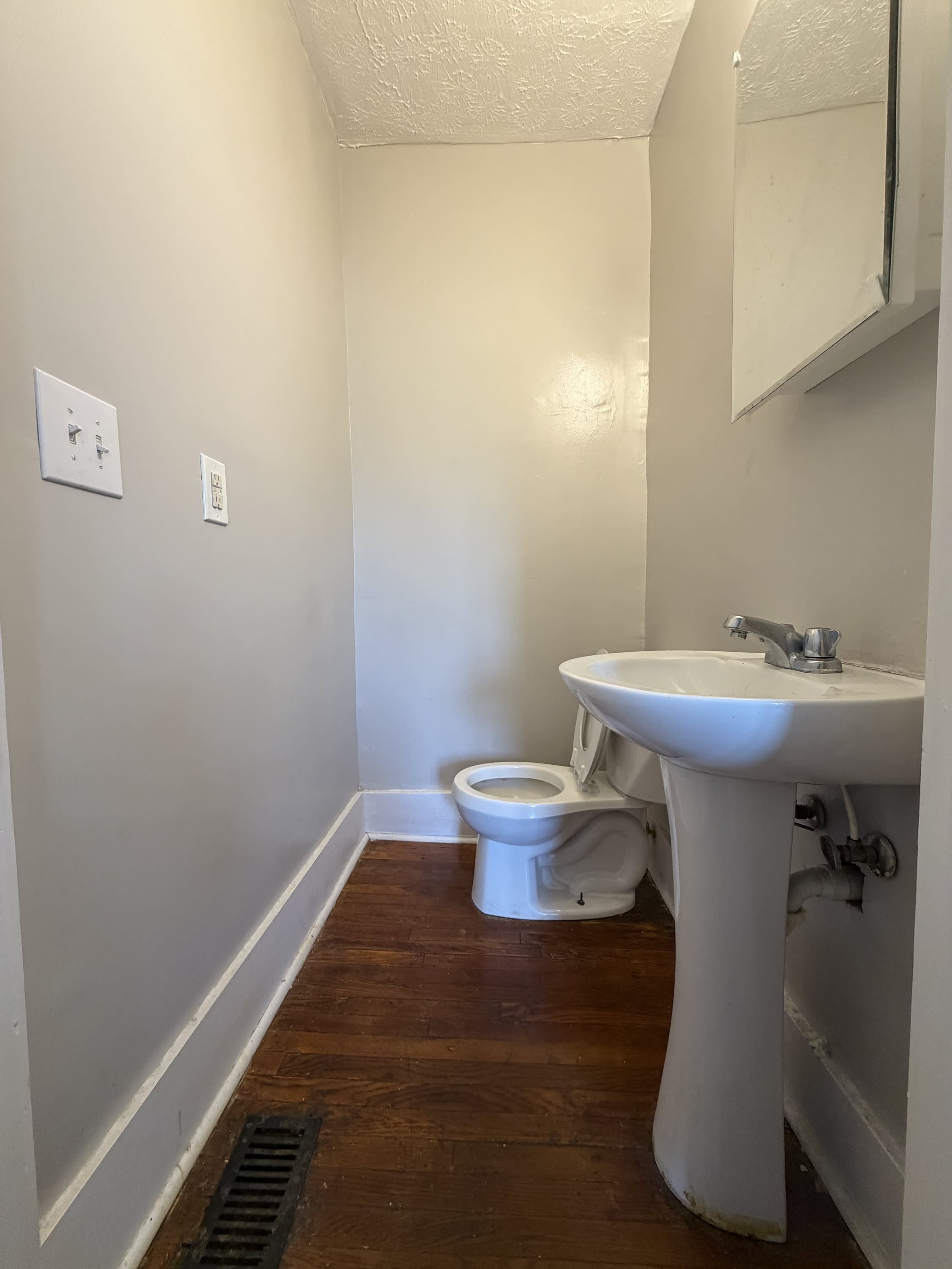 724 South 38th Street – photo 4