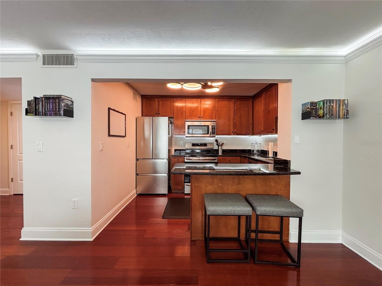 210 5TH Avenue S – photo 4