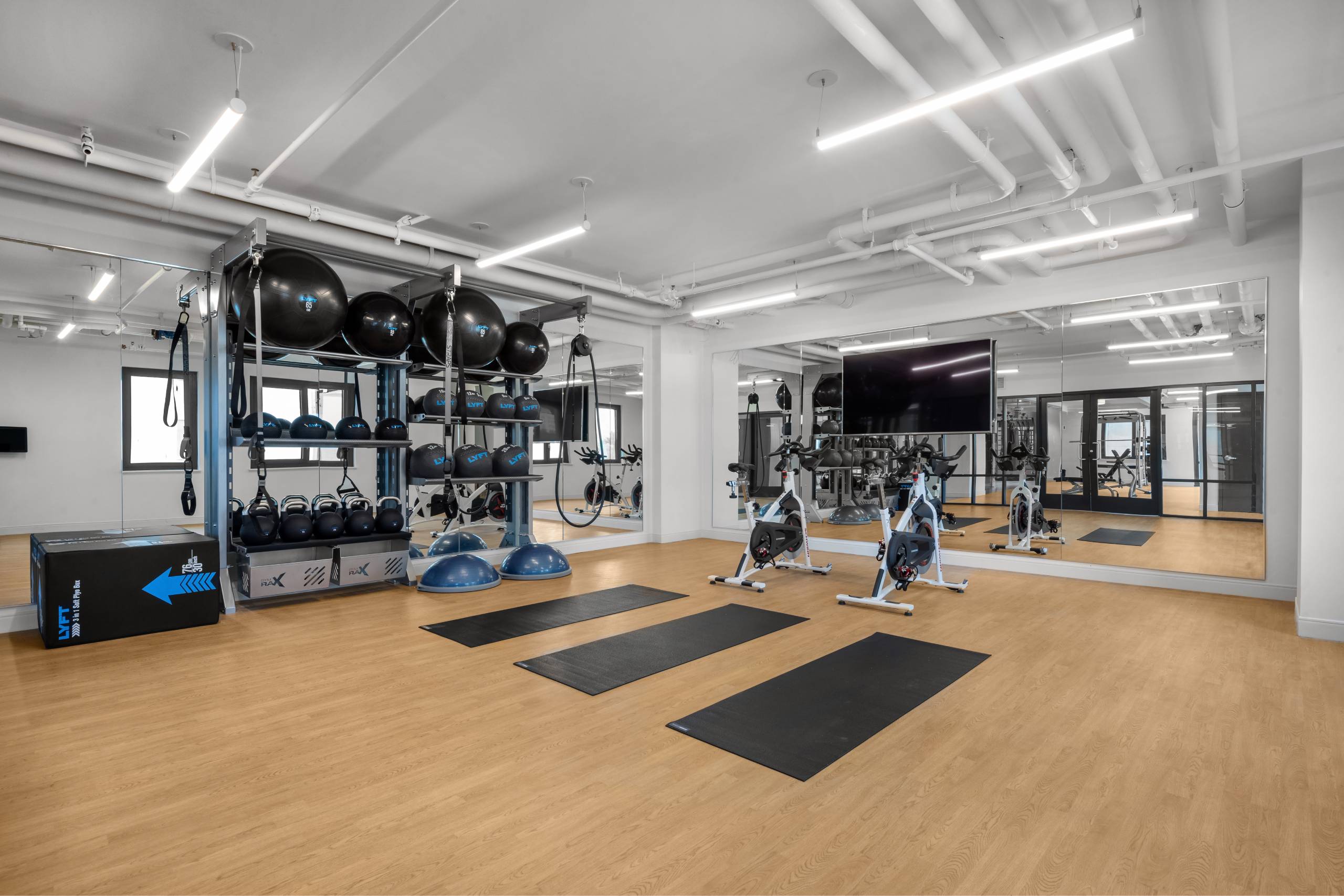 360 Huguenot – photo 5