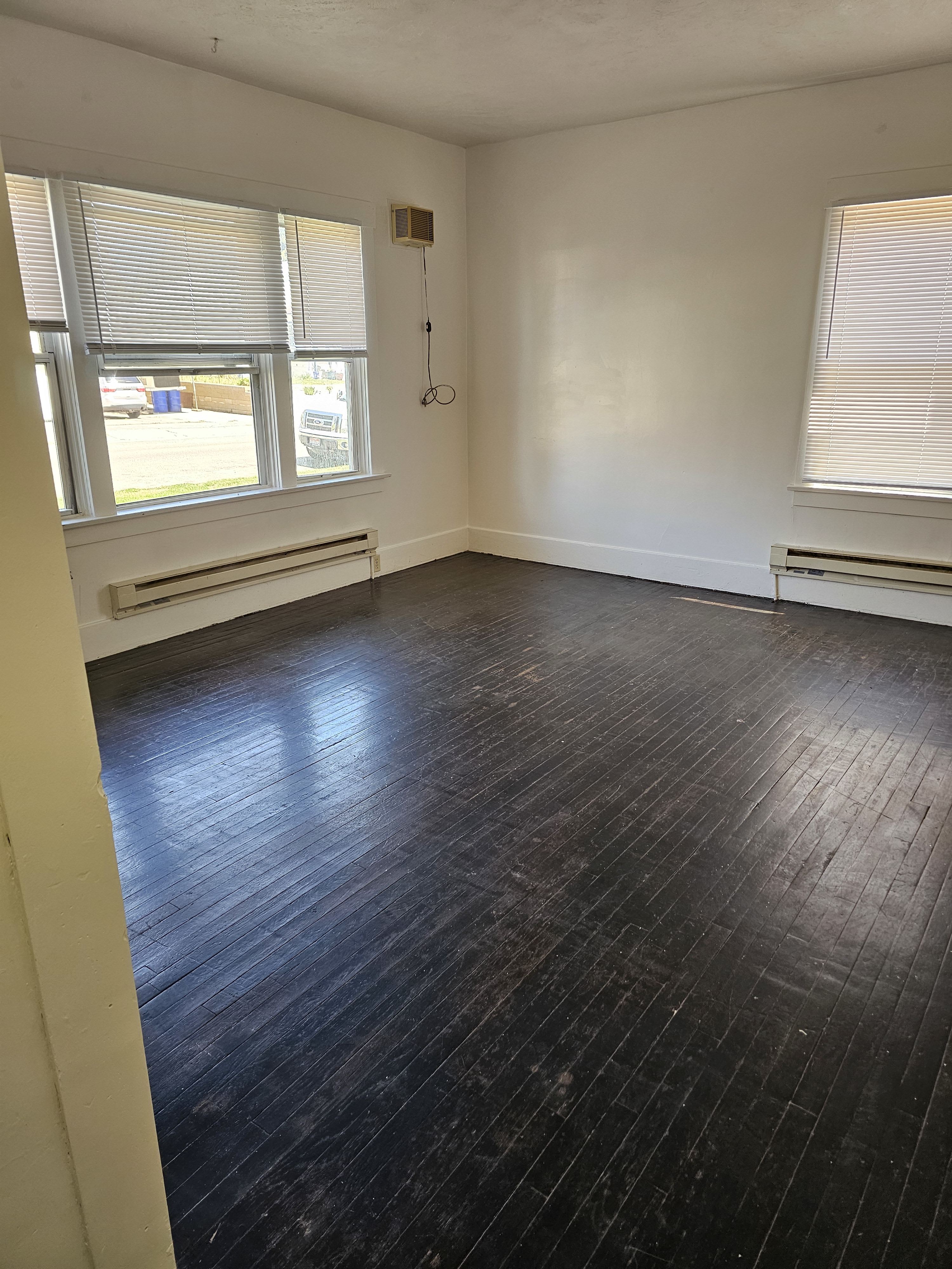 310 6th Street – photo 1