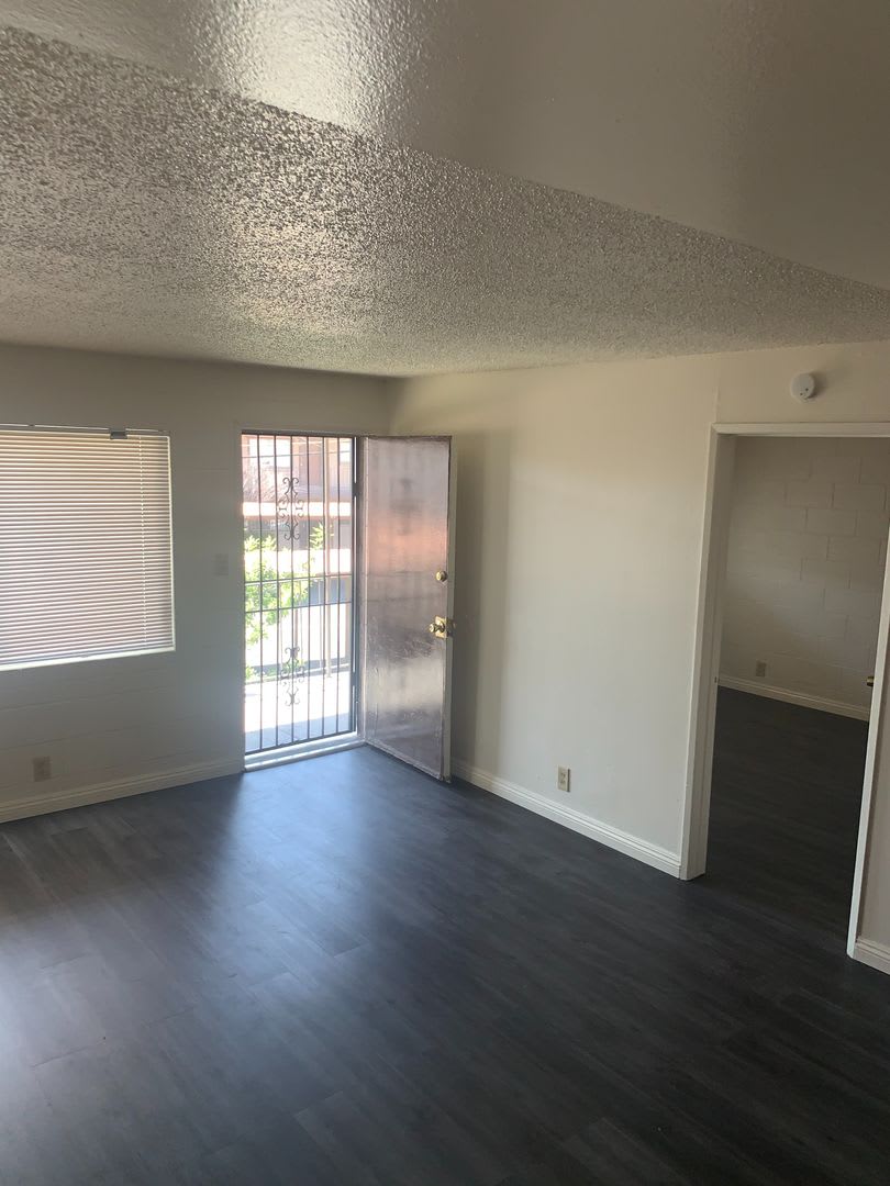 Affordable 1 Bedroom Condo In Central Las Vegas – photo 3