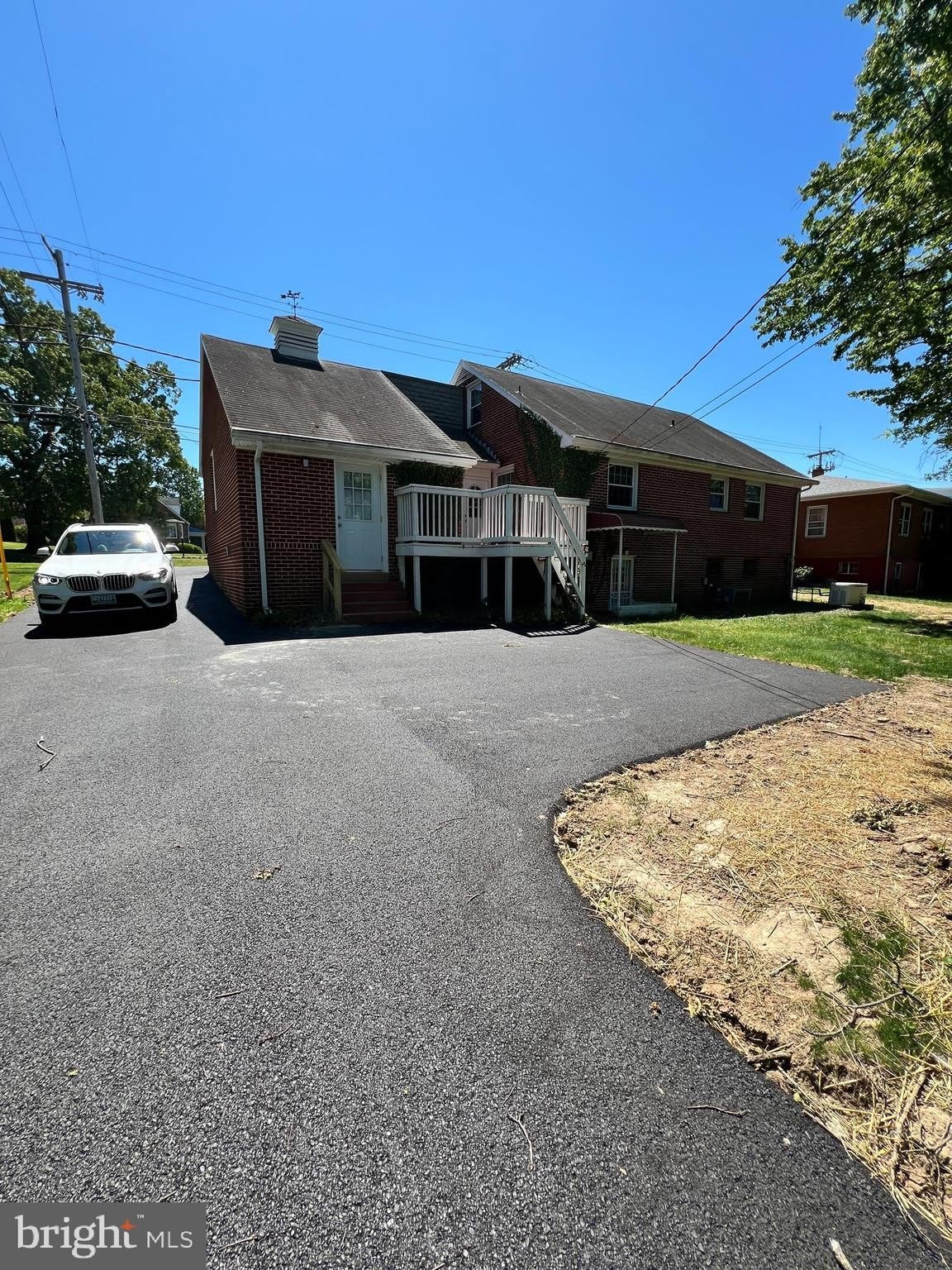 9406 BELAIR Road – photo 2