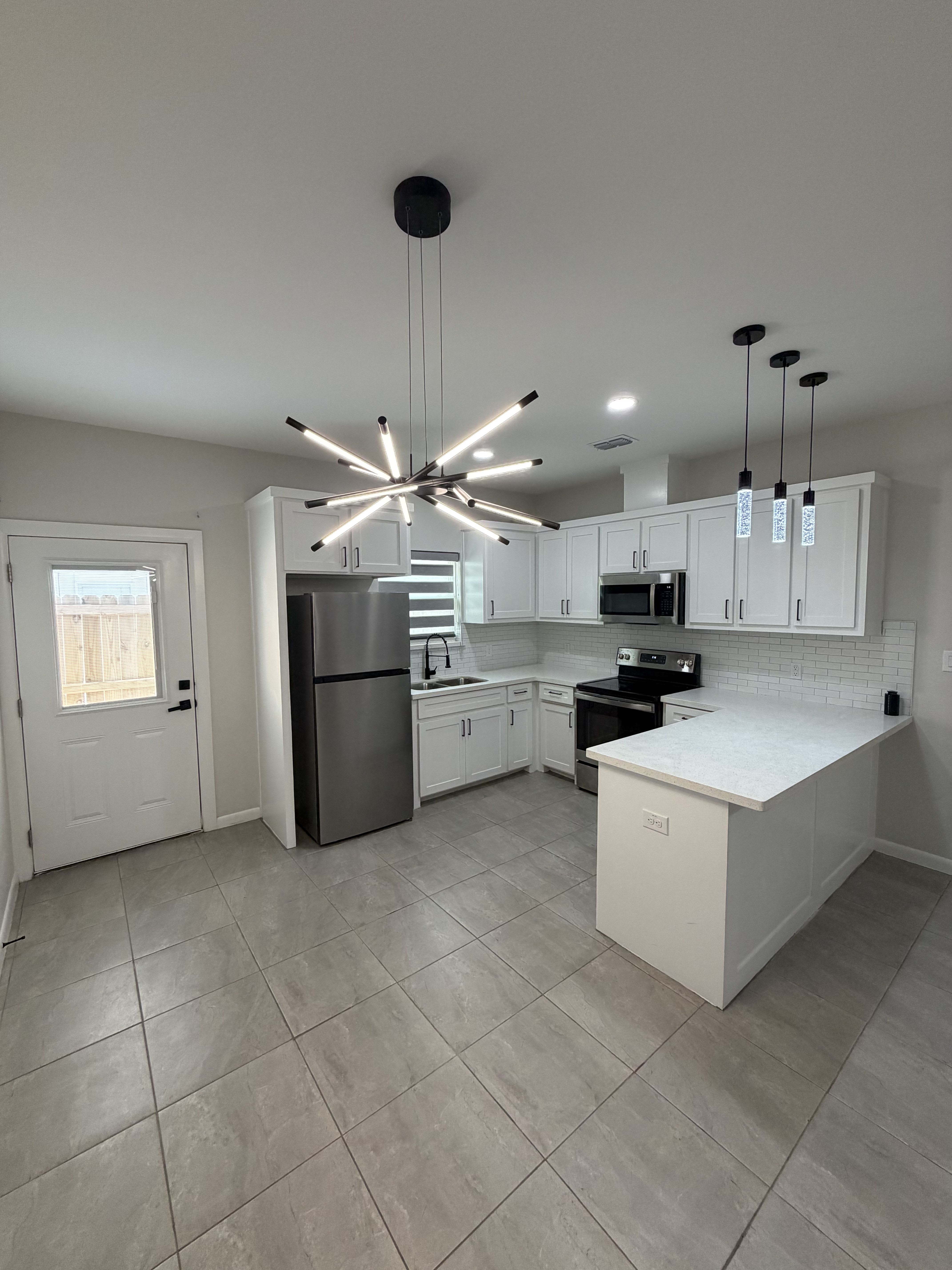 3524 South Dominique Drive – photo 1