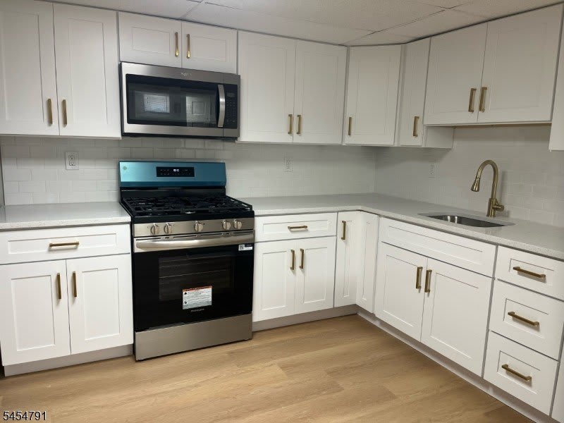 30 Maple Ave – photo 2