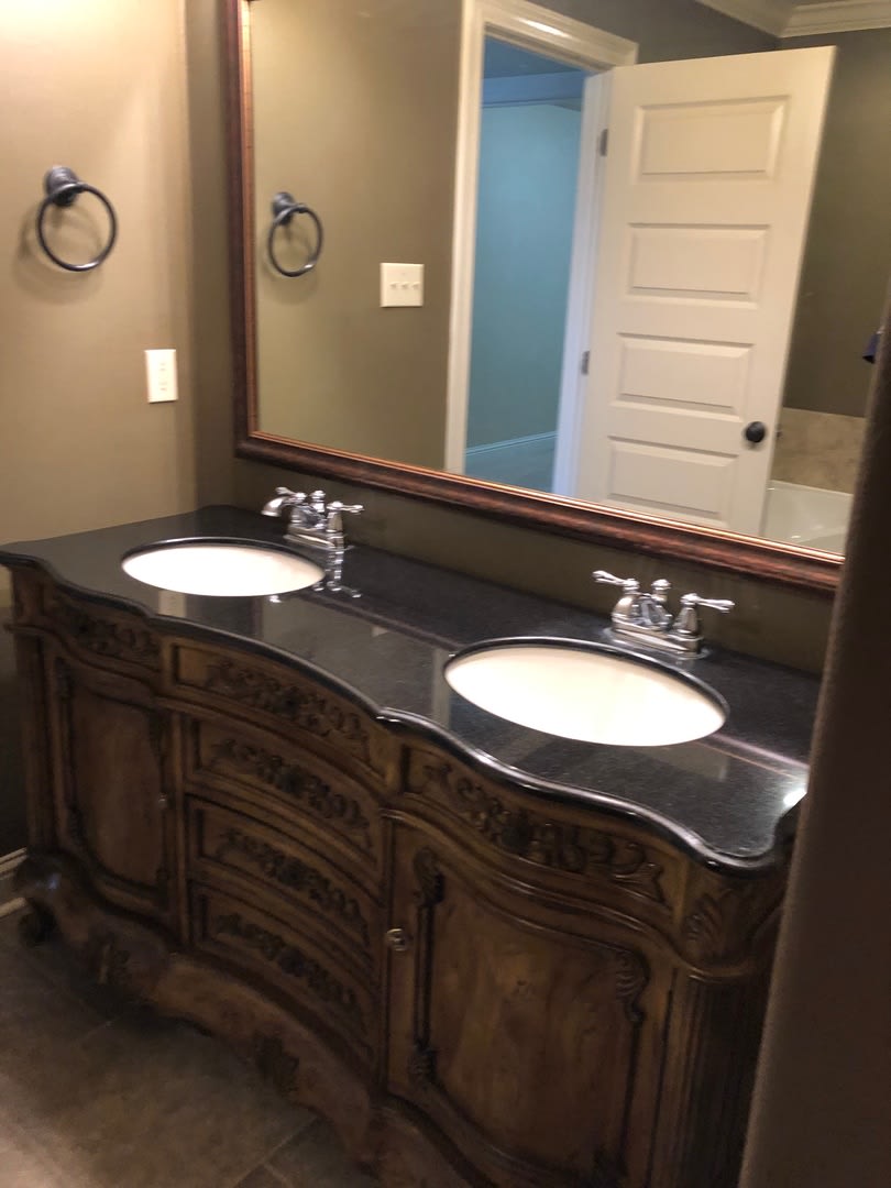 Large Luxury Gated Community in Dutchtown/Prairieville 3 Bedrooms NEAR NEW HOSPITAL – photo 4