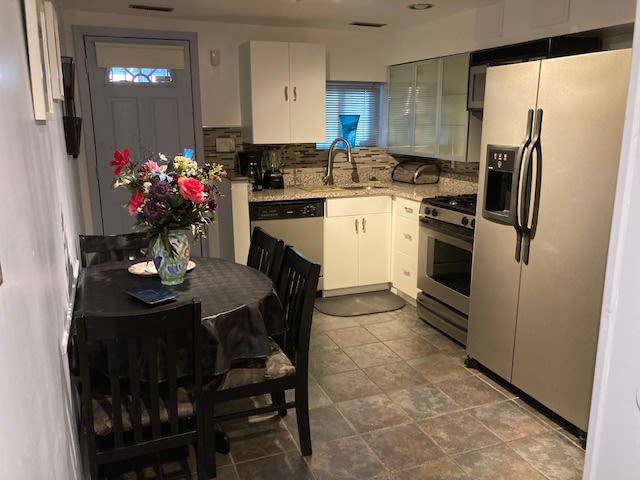 2223 Brookfield Avenue – photo 2