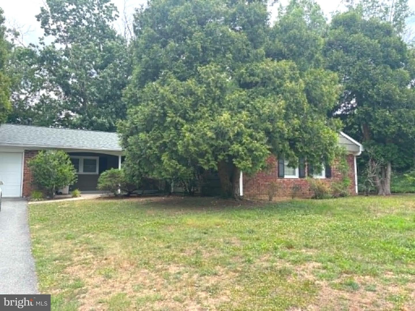 2207 HYSON PL – photo 1