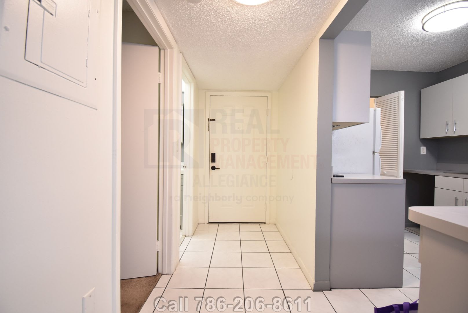 Prime Rental Spacious 2 Bed 2 Bath In Carmel Lakes Gated Community – photo 3