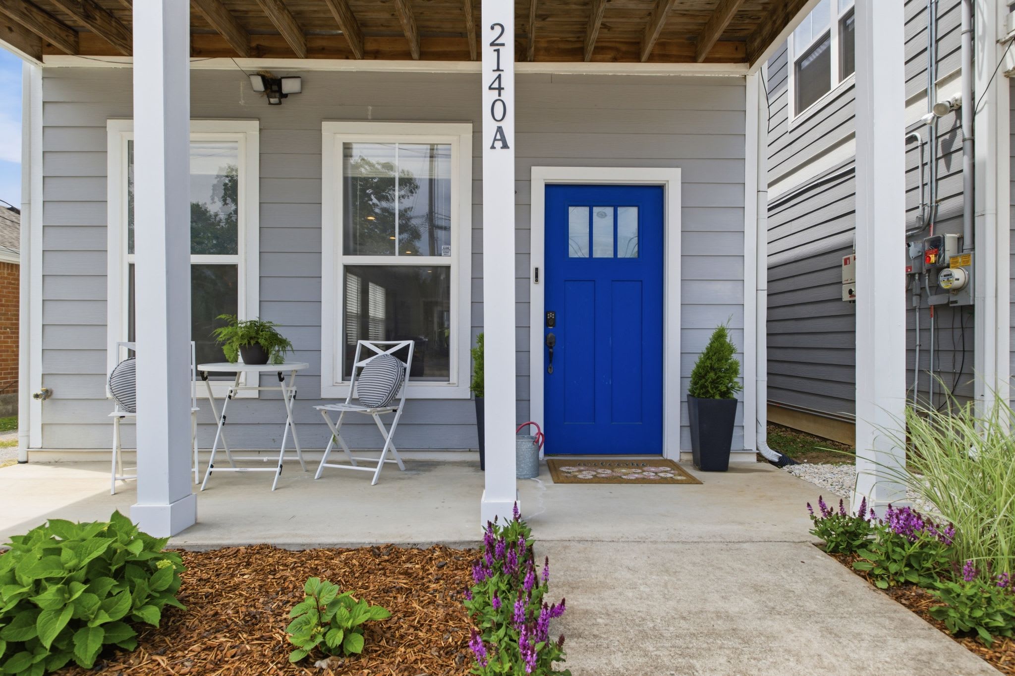 2140 Burns Street – photo 3