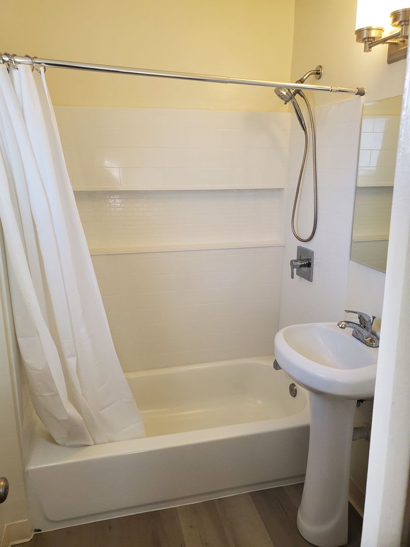 10300 National Boulevard – photo 4