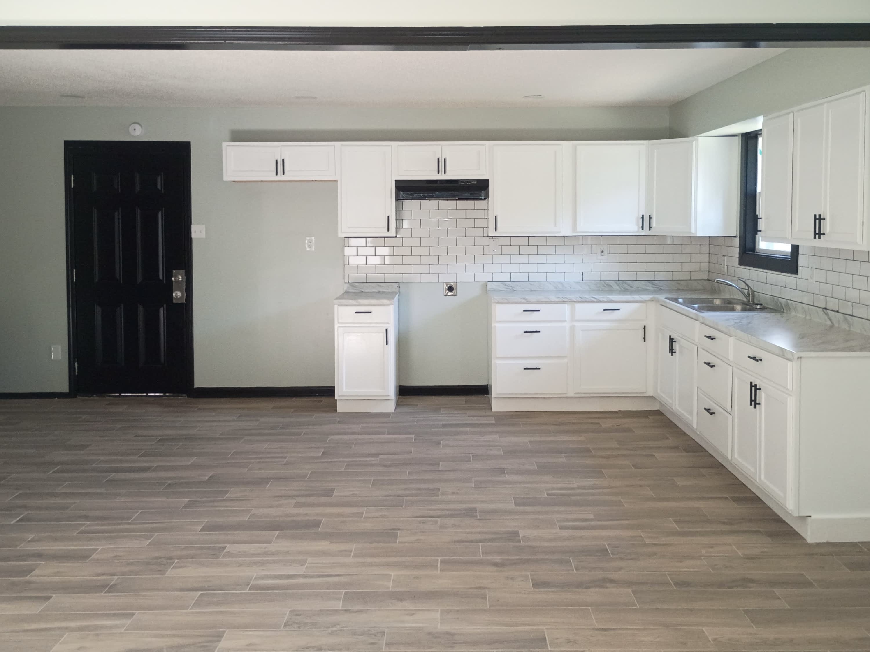 492 Delta Road – photo 3