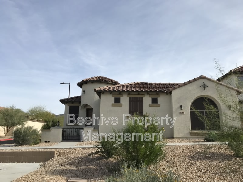 3014 N 72Nd St – photo 4