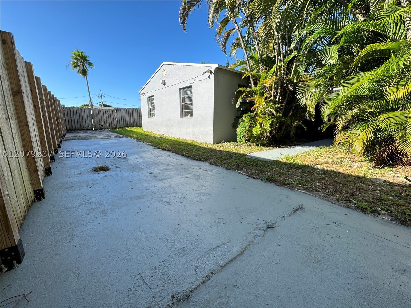 2105 Monroe Ter – photo 2