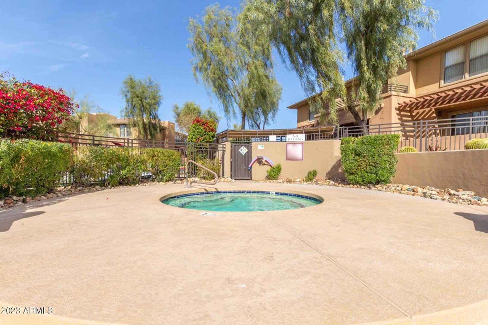 Remodeled 2 bedroom 2 bath at the Venu! – photo 4