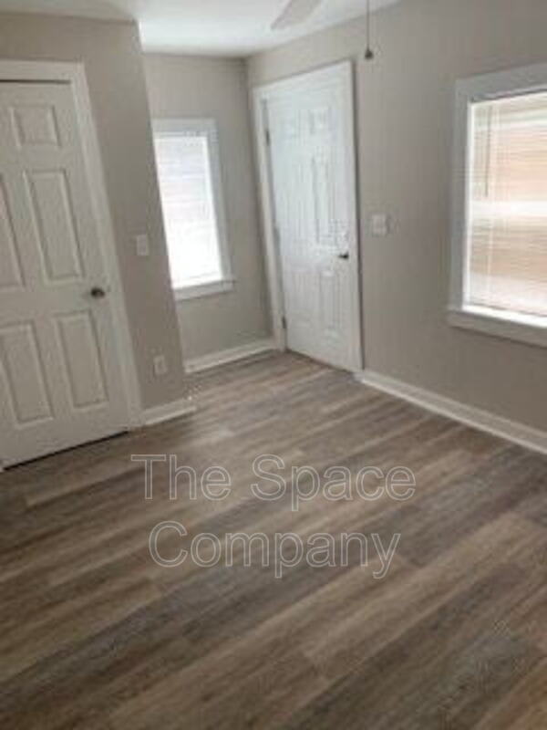 587 Rutledge Avenue – photo 3