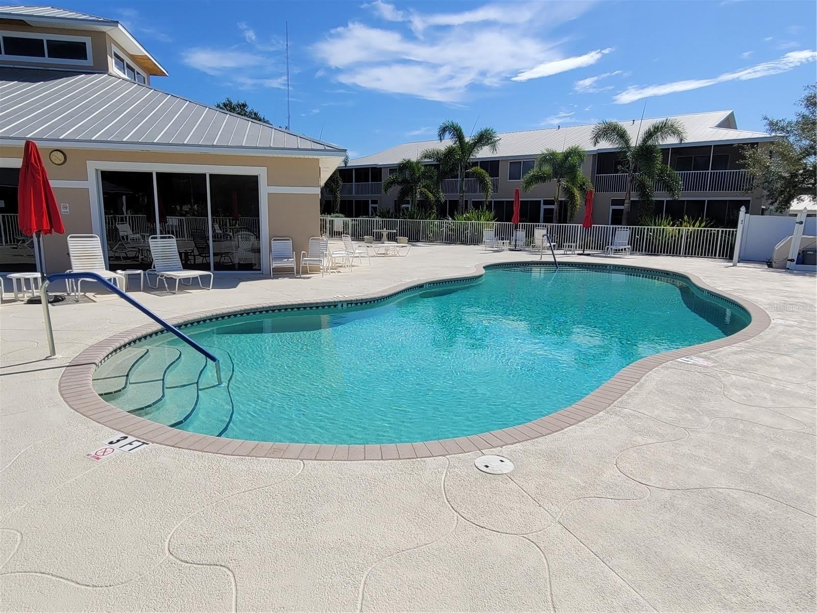 9550 FIDDLERS GREEN Circle – photo 2