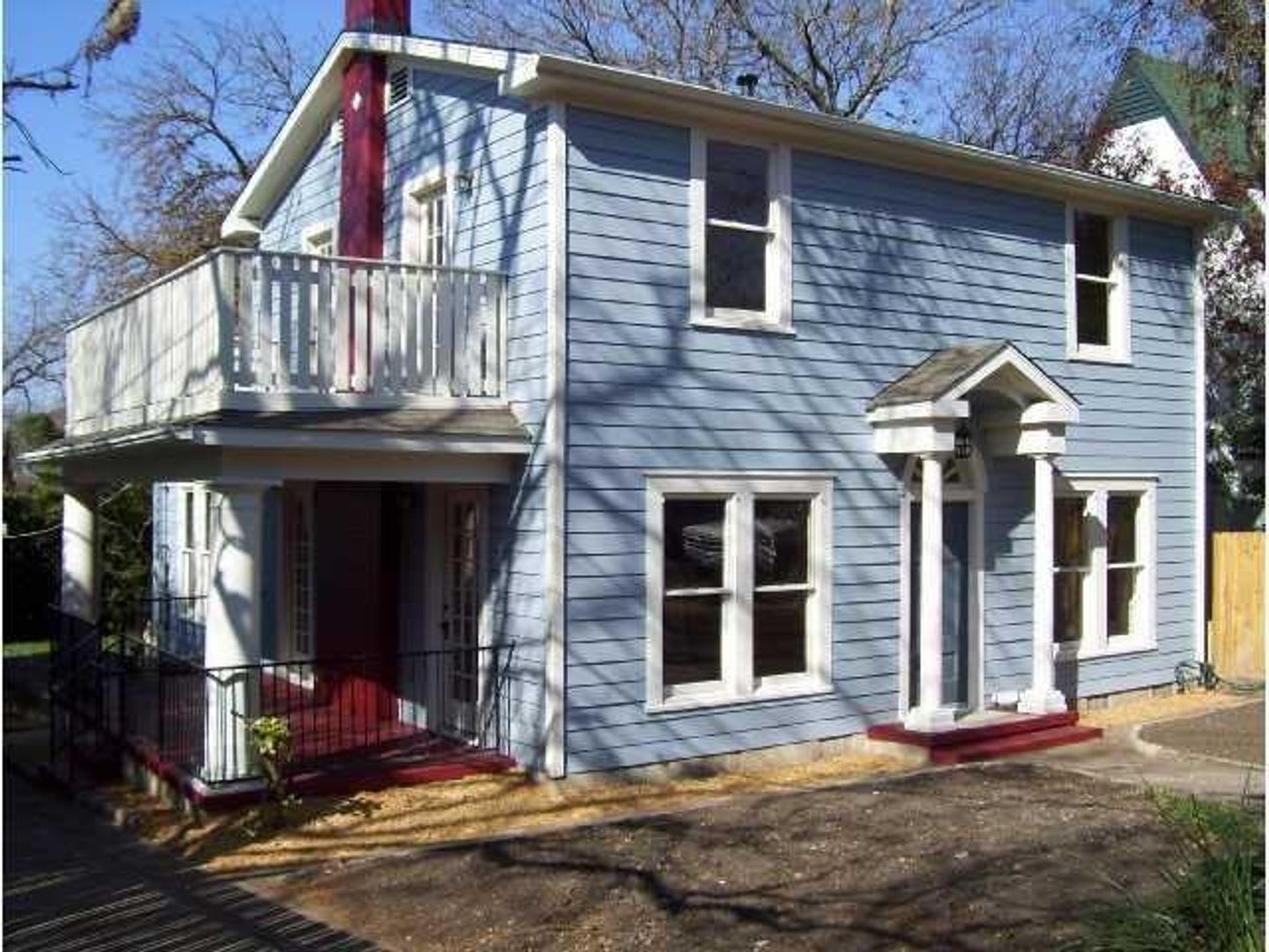 Large 4 Bedroom House With Parking In North Campus – photo 2