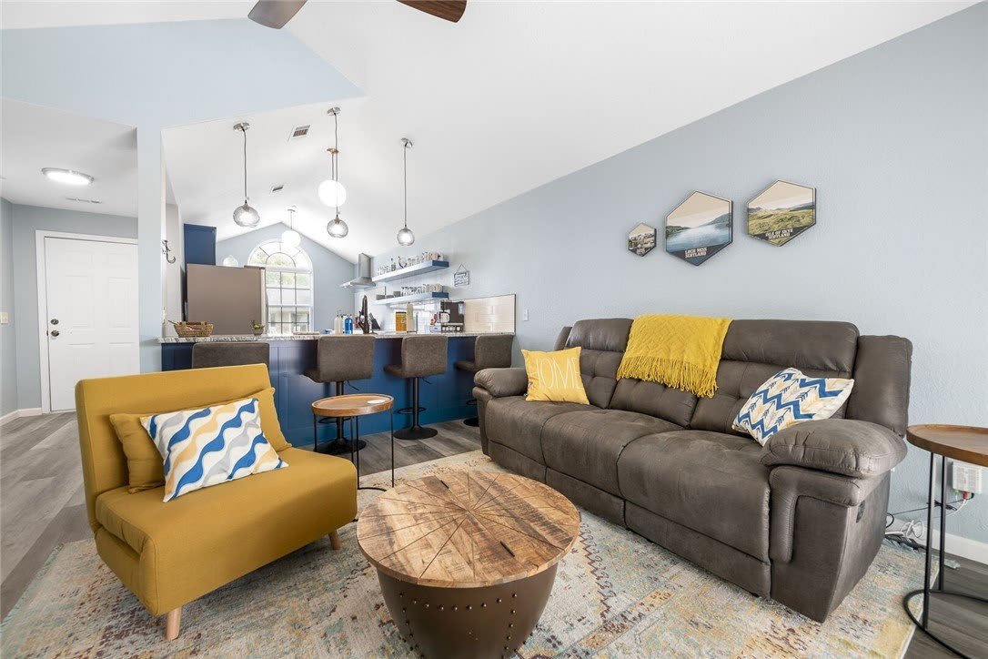 810 SE E Court – photo 4