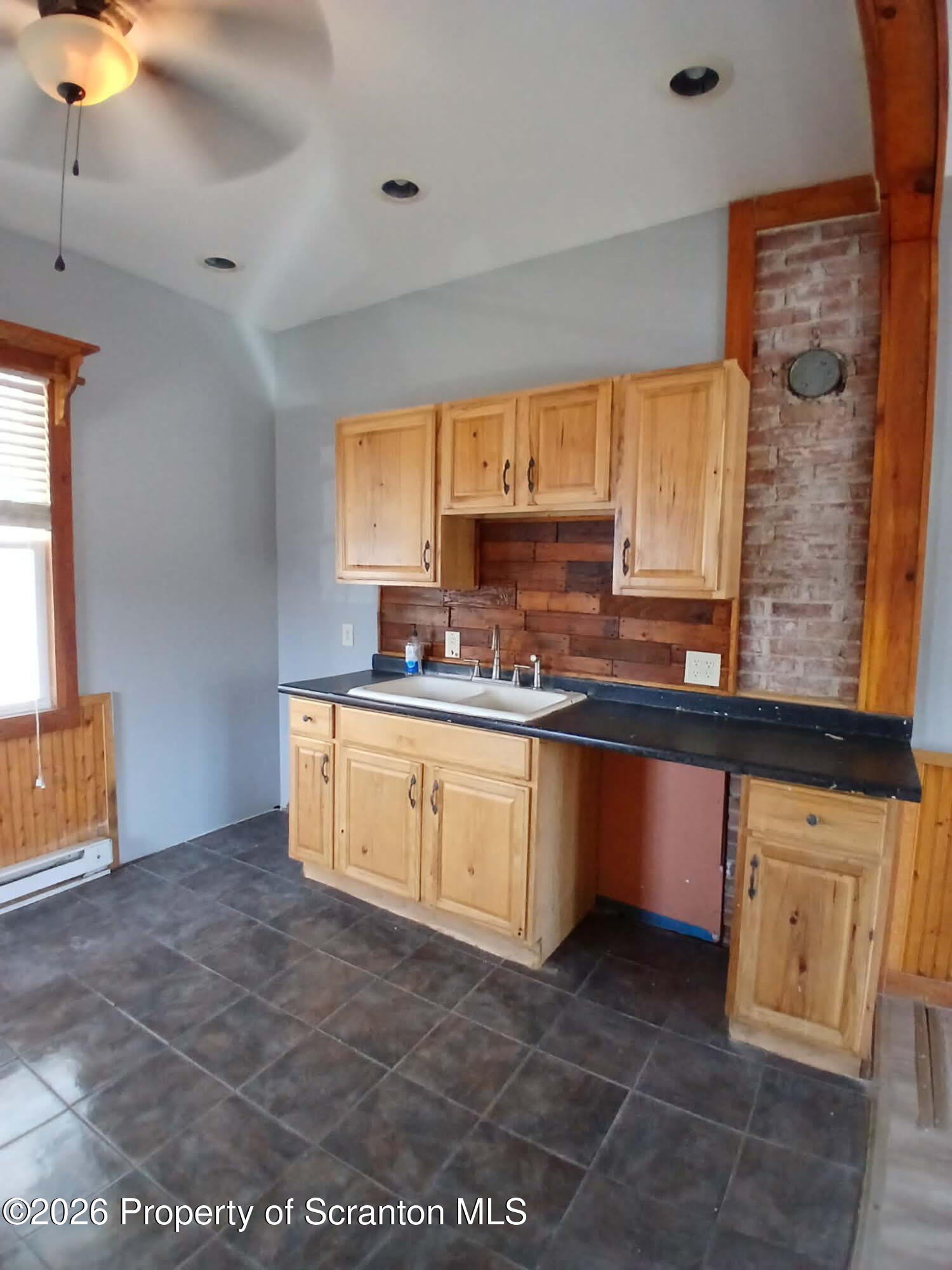 47 E Parker Street – photo 1