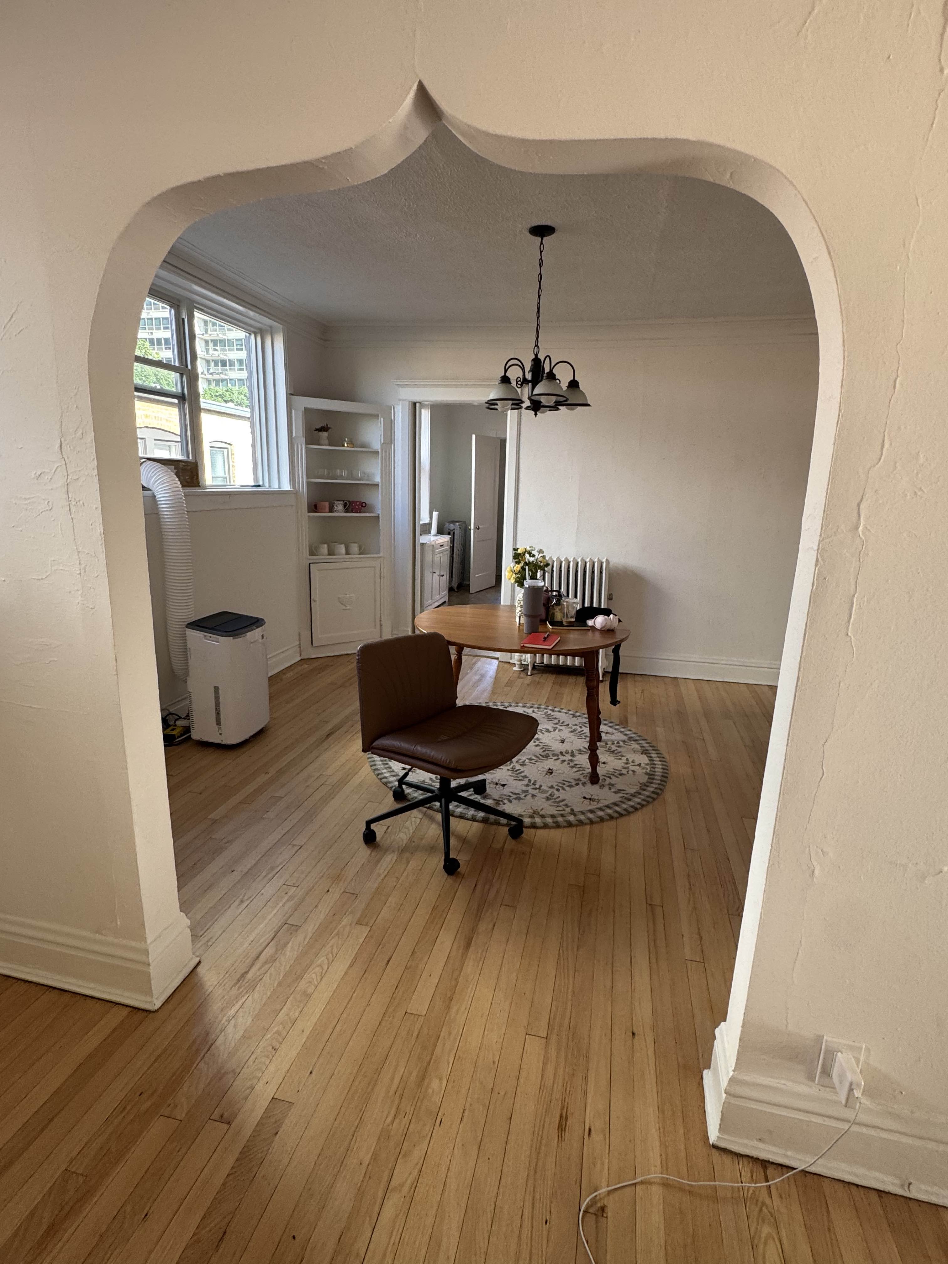 3619 N Pine Grove Ave – photo 3