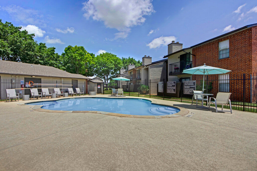 South Meadows Apartments – photo 3