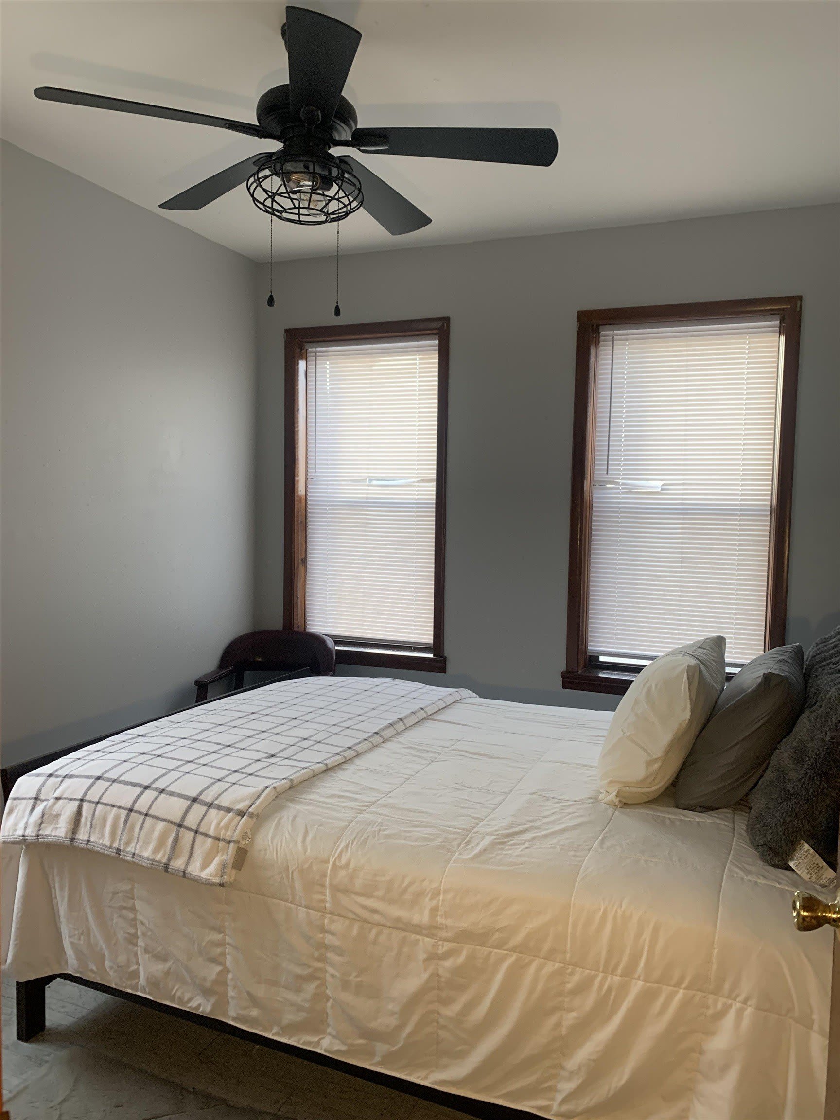 90 WILLIAMS AVE – photo 5