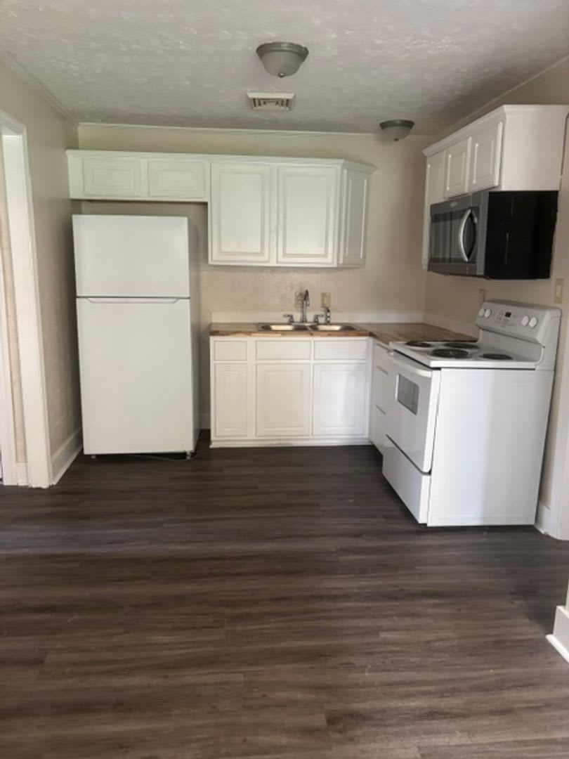 118 Kenneth Blvd – photo 3