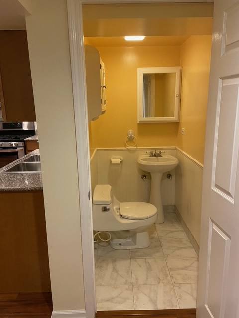 5249 West Montrose Avenue – photo 4