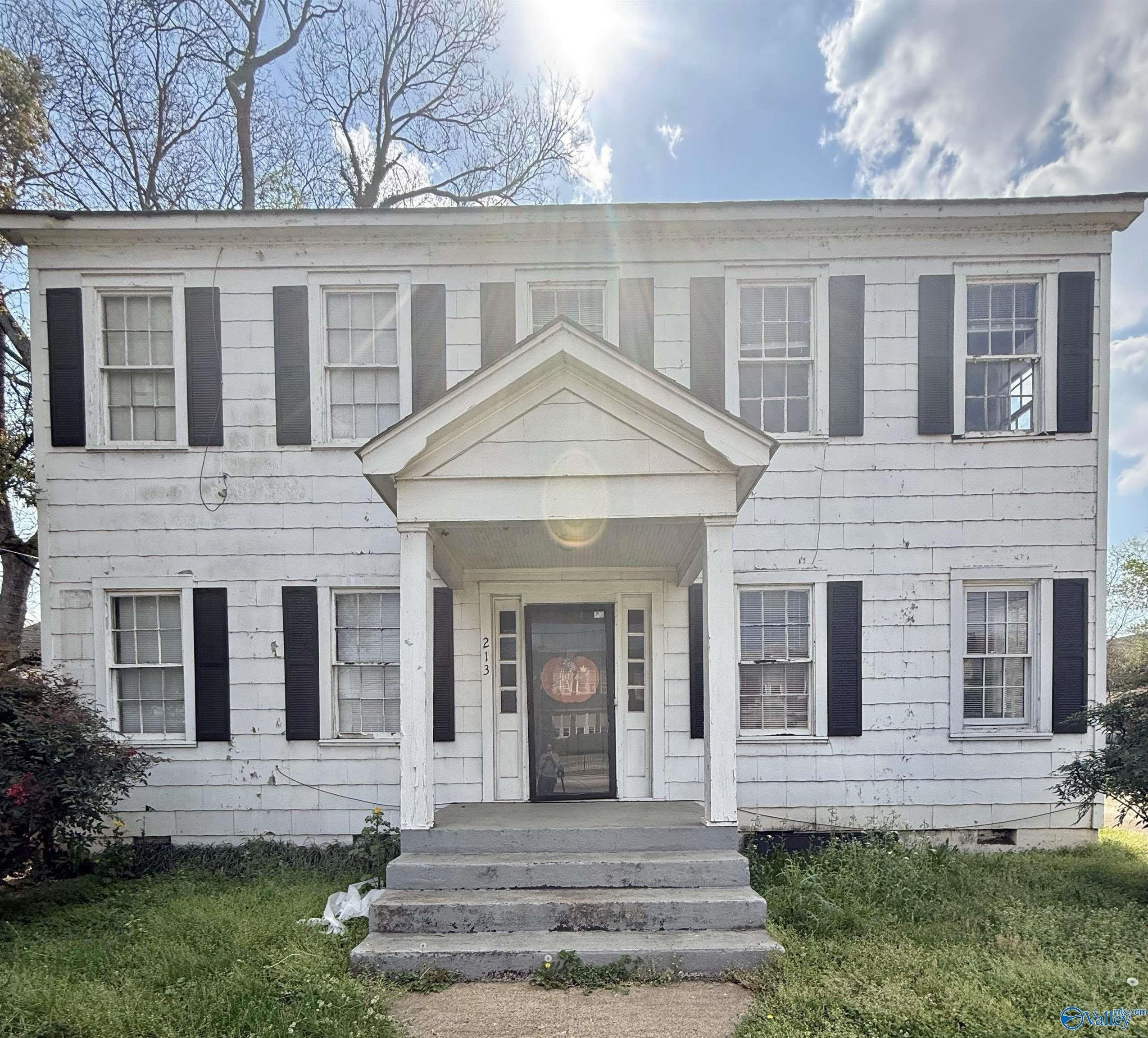 213 NE Wilson Street – photo 1