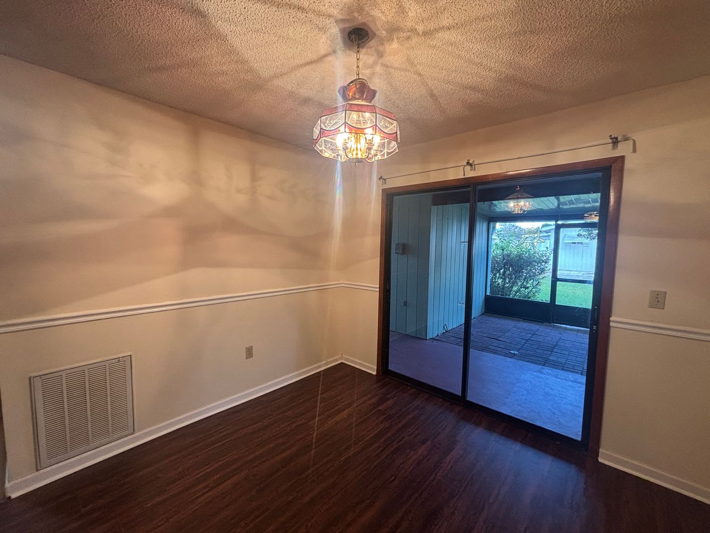 500 Off 1St Months Rent Corner Lot House In 55 Community – photo 5