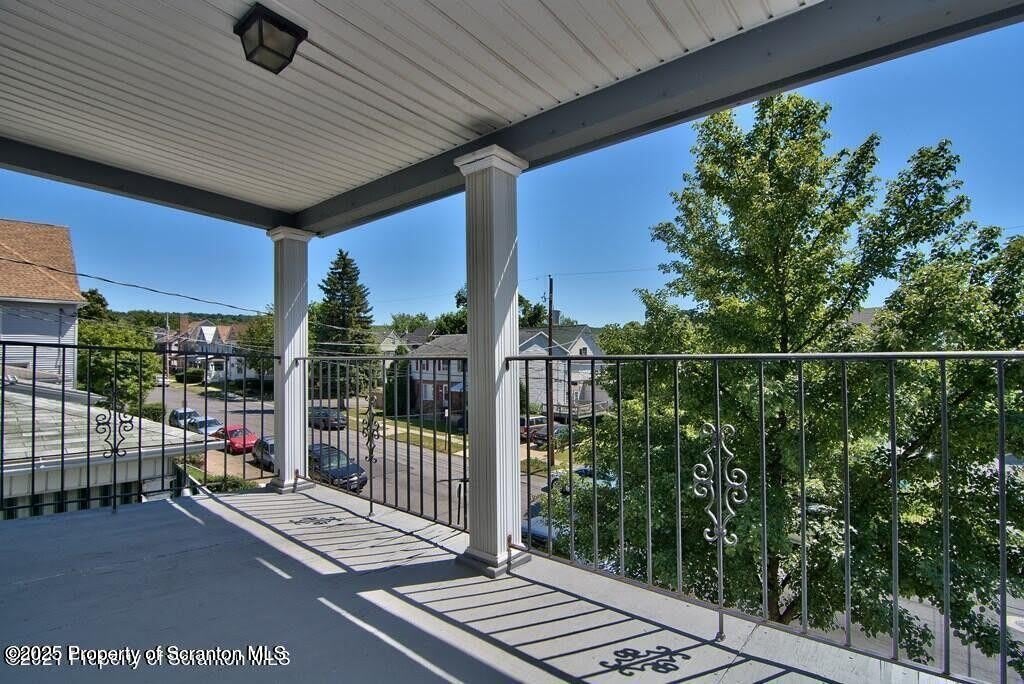 1515 Pine Street – photo 4