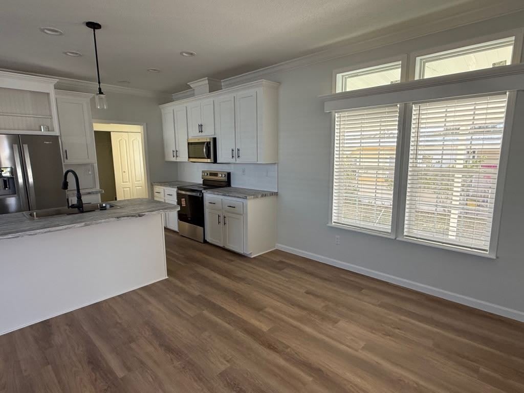 7711 Desoto Drive – photo 4